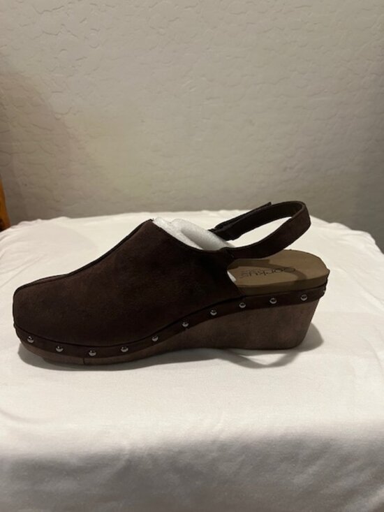 Boutique Corkys Shoes - New Corkys Make Em Blush Chocolate Clog Wedges Size 11 NIB Comfort